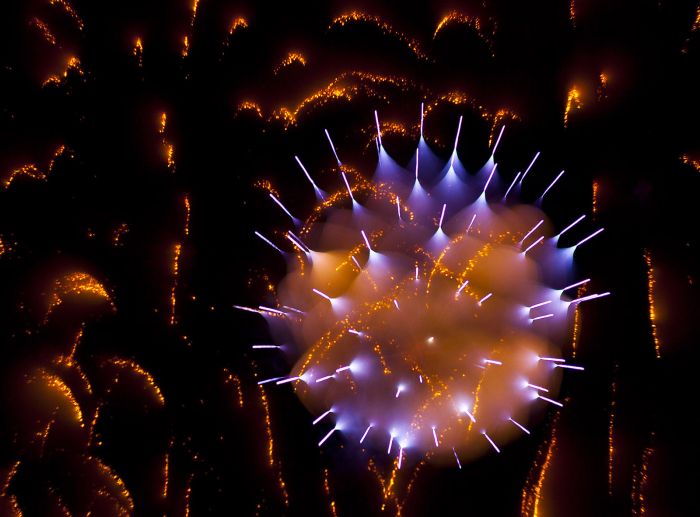 Long Exposure Fireworks (33 pics)