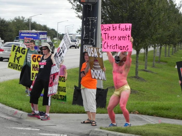 People Trolling the Westboro Baptist Church (23 pics)