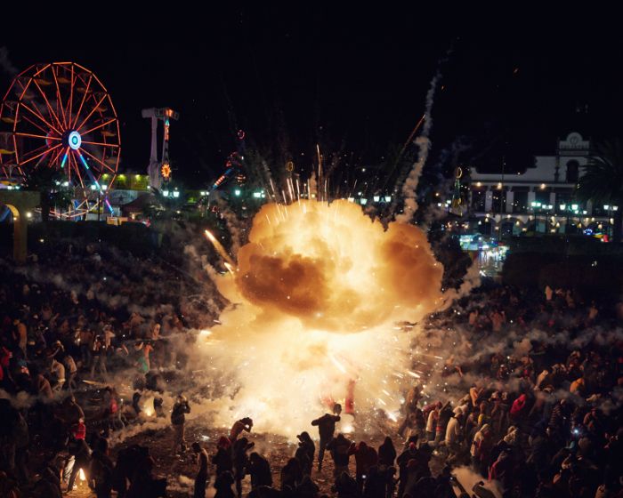 Extreme Fireworks (14 pics)