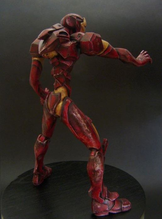 Iron Man Sculpture (30 pics)
