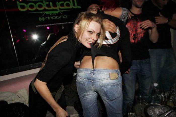 Girls Have Fun (73 pics)