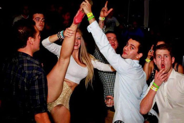 Girls Have Fun (73 pics) Girls Have Fun (73 pics)