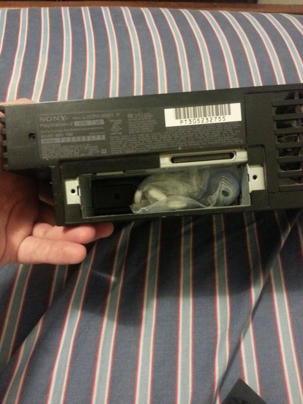 PS2 with a Surprise (6 pics)