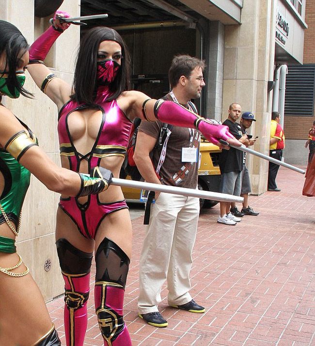 Sexy Mortal Kombat Girls (6 pics)