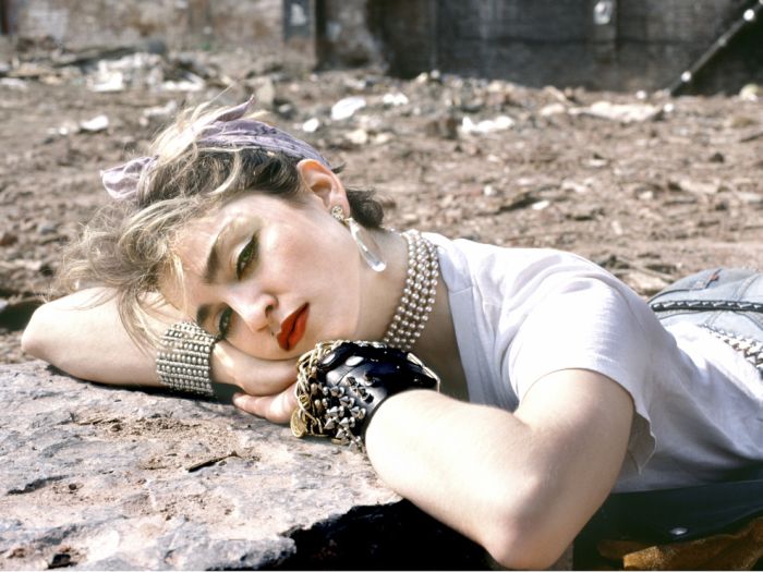 Young Madonna (19 pics)