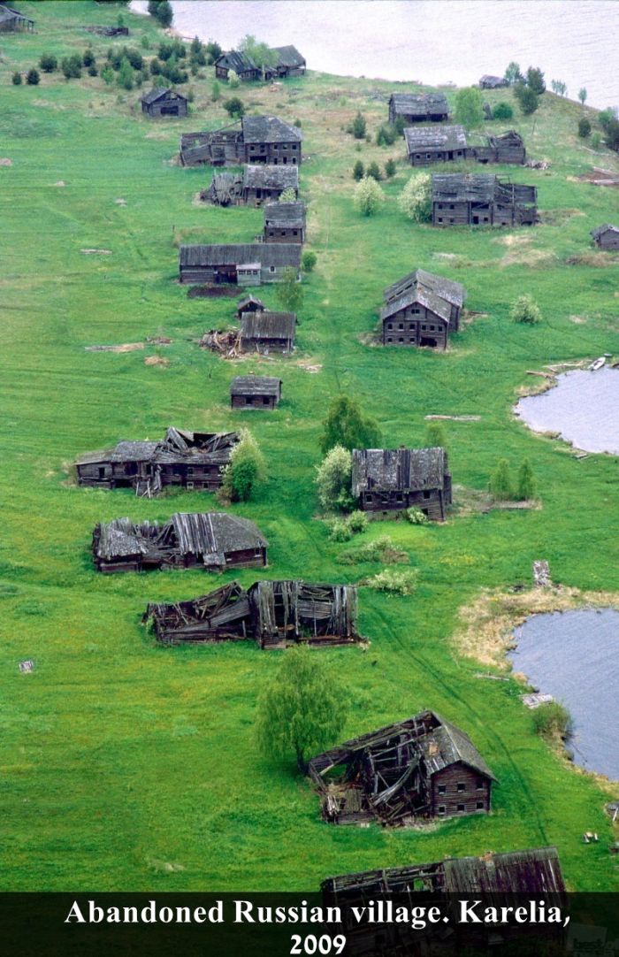 Abandoned Places Around the World (25 pics)