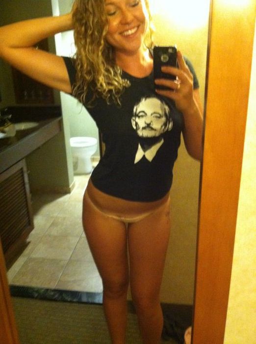 Mirror Selfies (46 pics)
