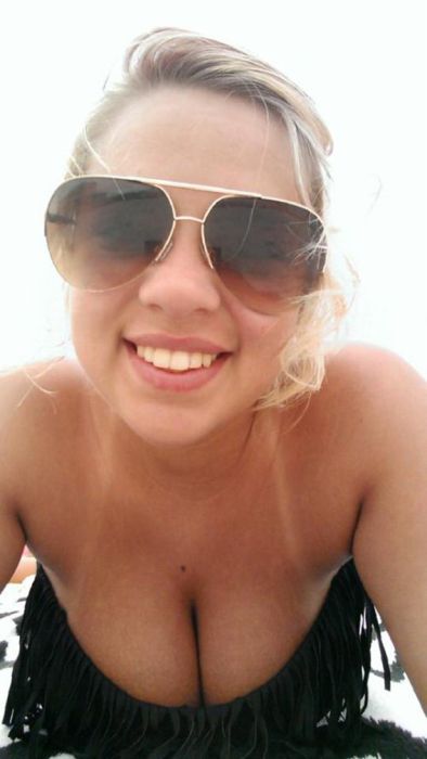 Sexy Tan Lines (33 pics)