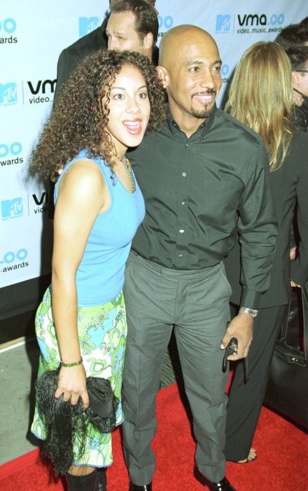 Photos from 2000 VMAs (57 pics)