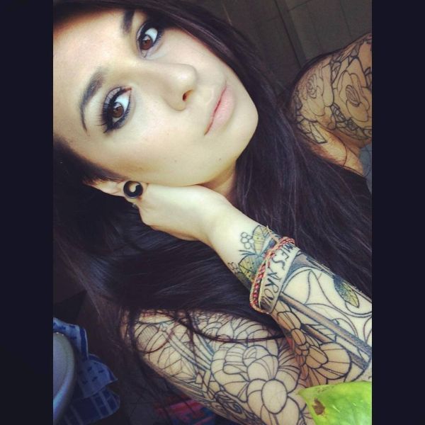 Tattoo Girls (40 pics)