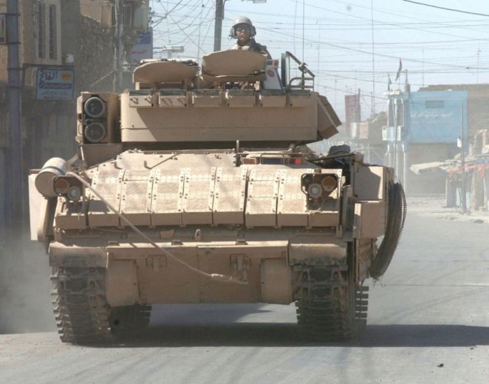 M2/M3 Bradley Fighting Vehicle (53 pics)