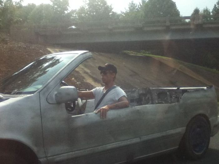Odd Things on the Road (35 pics)