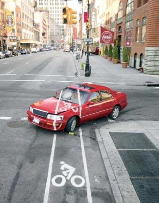 Odd Things on the Road (35 pics)