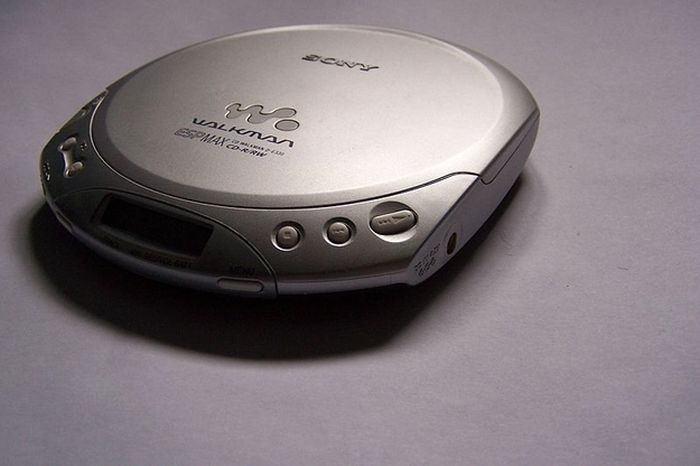 Things That Didn't Survive the '90s (25 pics)