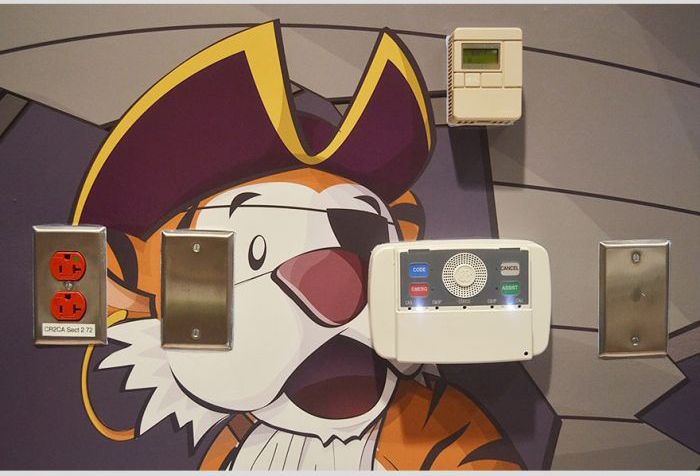 Pirate-themed CT Scanner (9 pics)
