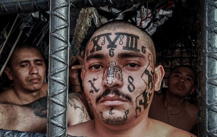 Prison in El Salvador (15 pics)