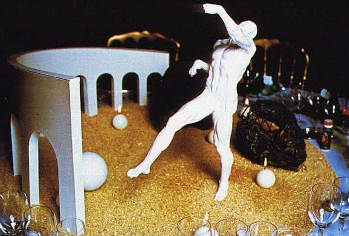 1972 Rothschild Surrealist Dinner Party (19 pics)