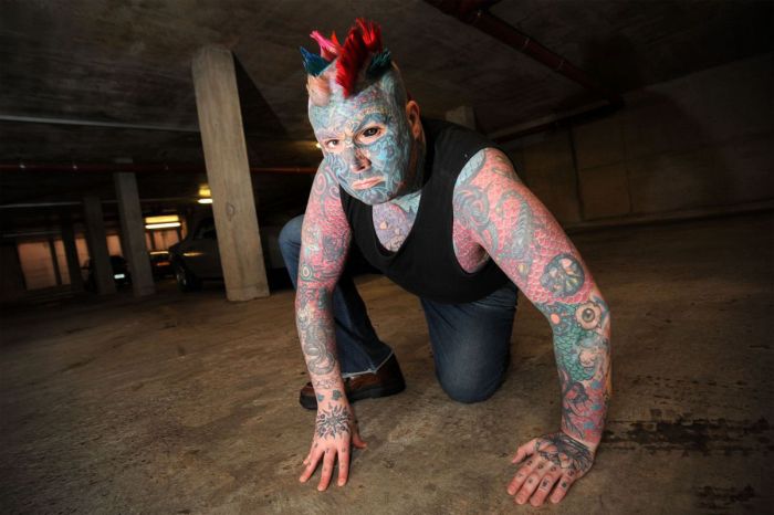 Tattoo Freak (18 pics)