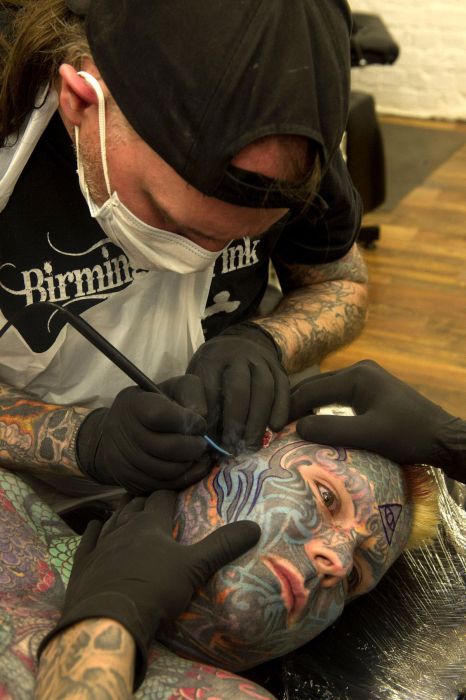 Tattoo Freak (18 pics)