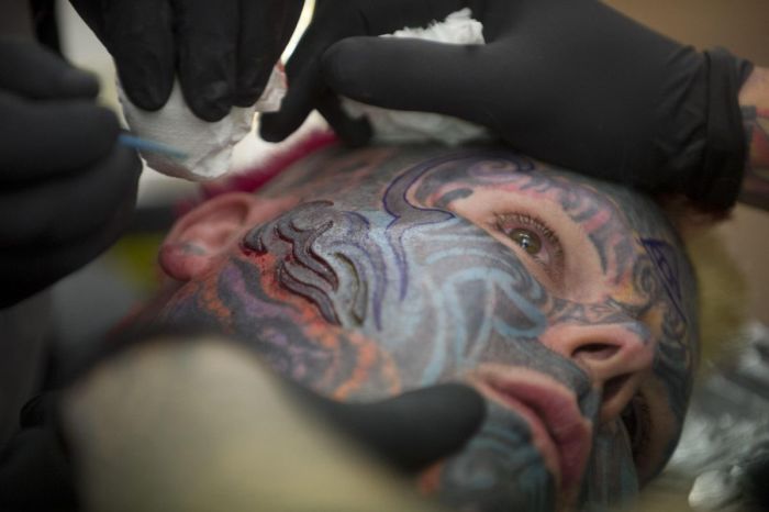 Tattoo Freak (18 pics)