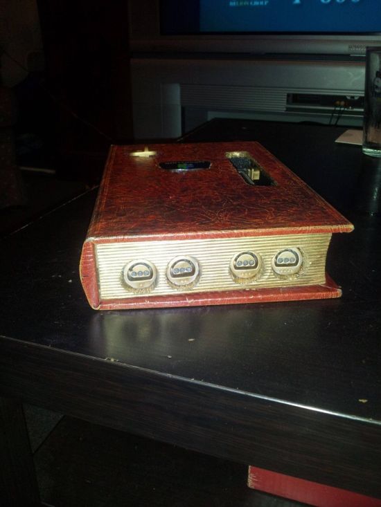 The Nintendomnicrom (10 pics)