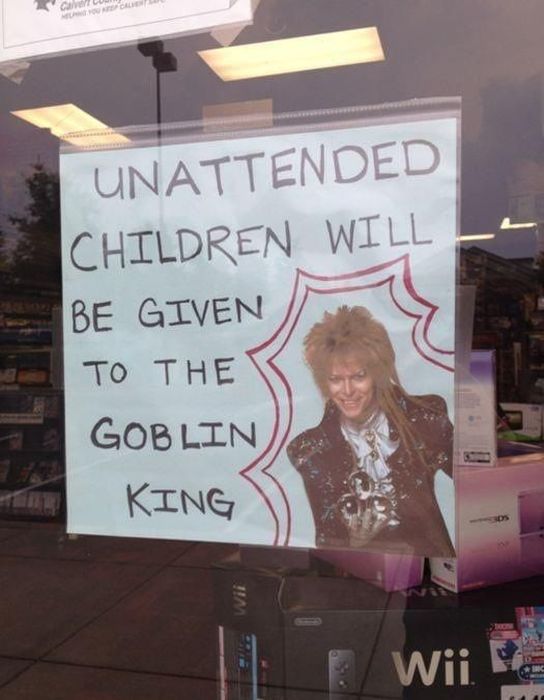 The Funniest Signs of the Summer (79 pics)