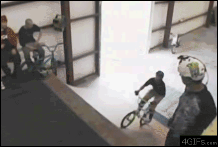 Back Flips Win and Fails (21 gifs)