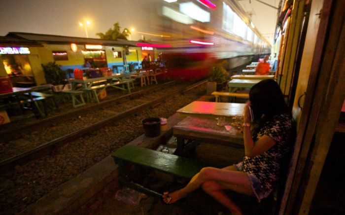 Brothels of Jakarta (16 pics)