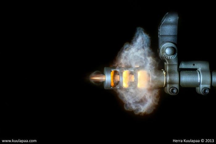 Gun Shots in Slow Motion (35 pics)