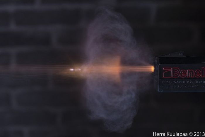 Gun Shots in Slow Motion (35 pics)
