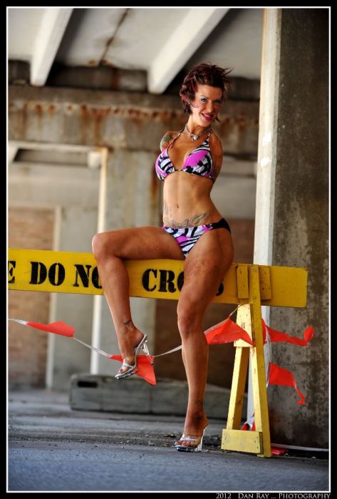 Unarmed Bodybuilder Barbie Thomas (29 pics)