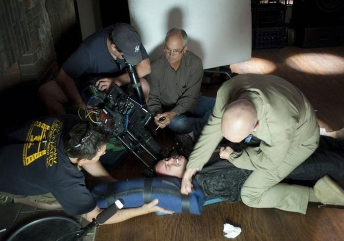 On the Set of the "Breaking Bad" (35 pics)