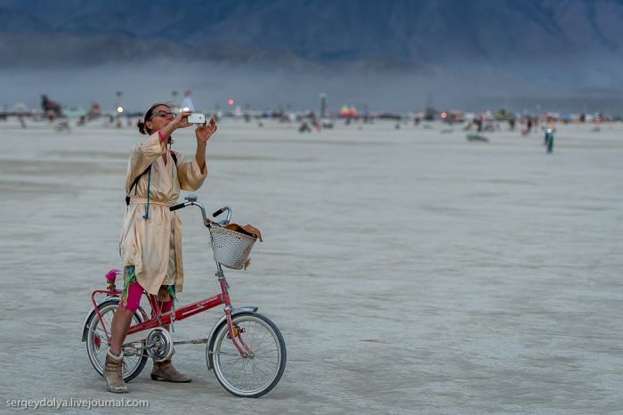 The Vehicles of Burning Man 2013 (39 pics)