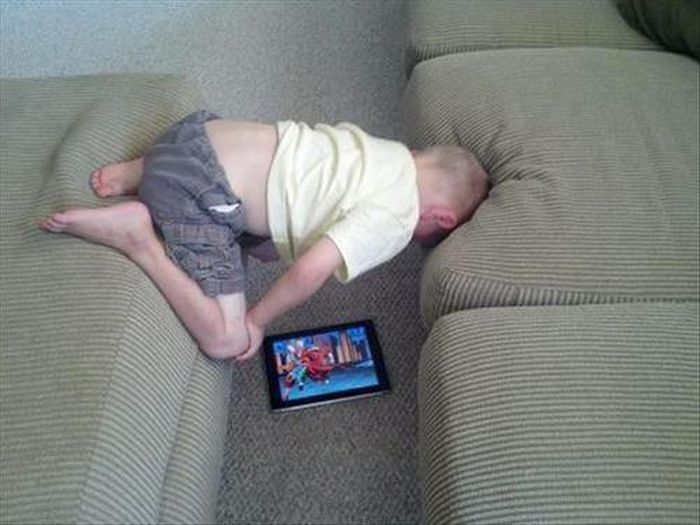 Kids Doing Weird Things (20 pics)