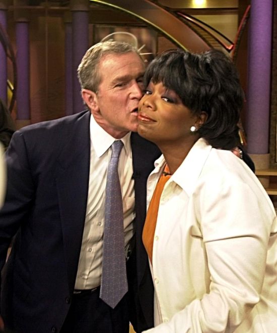 Awkaward Kisses (30 pics)