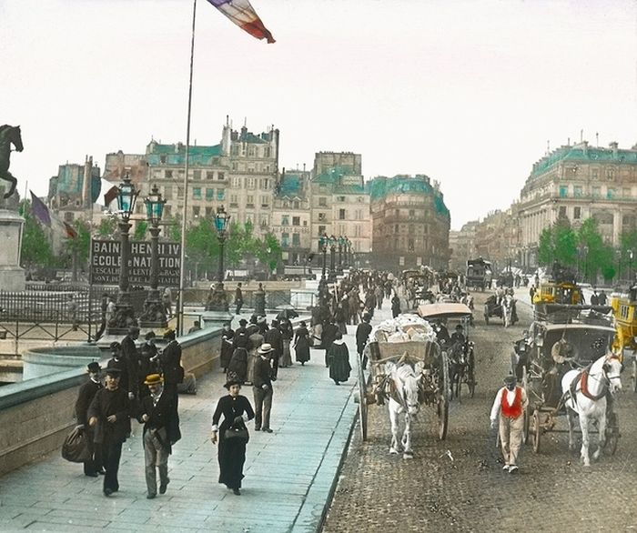 Paris Then and Now (26 pics)