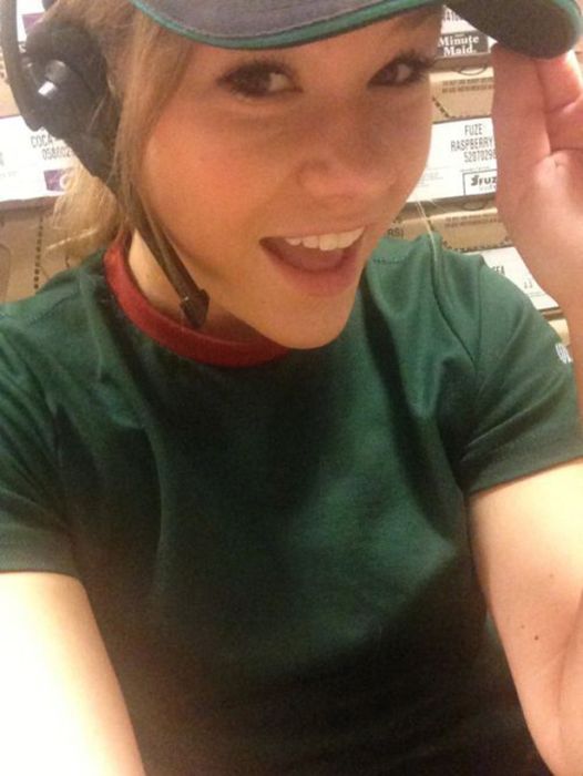 Girls Get Bored at Work. Part 2 (34 pics)