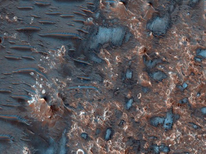 Pictures of Mars Taken by Orbiter (12 pics)