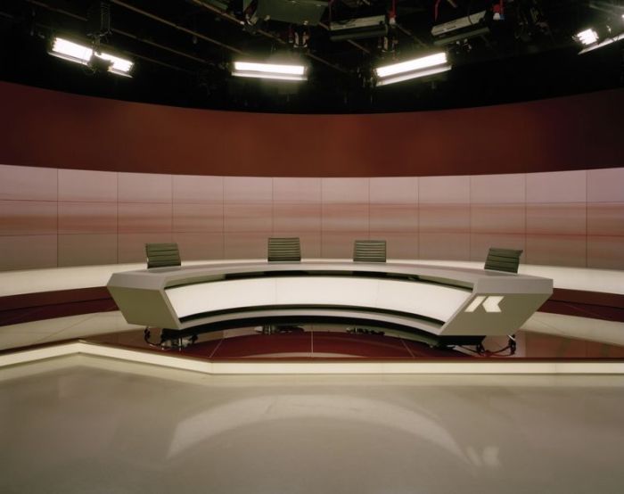 TV Studios Around the World (20 pics)