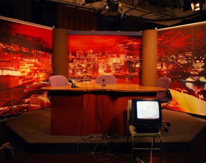 TV Studios Around the World (20 pics)