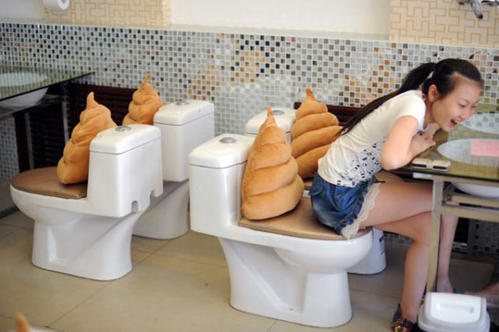 Toilet Restaurant in China (38 pics)