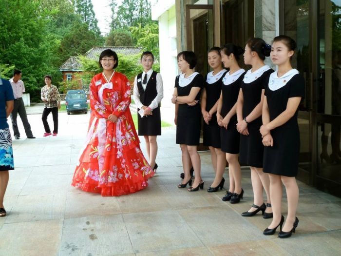 Ordinary People of North Korea (165 pics)