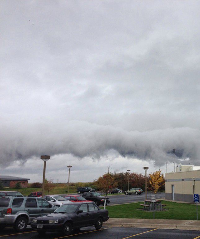 Shelf Clouds in Bozeman, MT (25 pics)