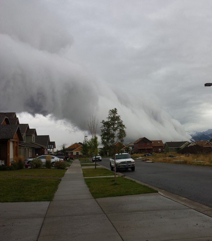 Shelf Clouds in Bozeman, MT (25 pics)