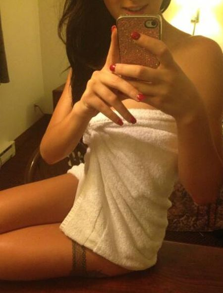 Girls in Towels. Part 3 (25 pics)