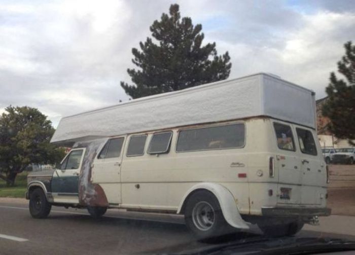 Funny and Unfortunate Vehicle Moments (44 pics)