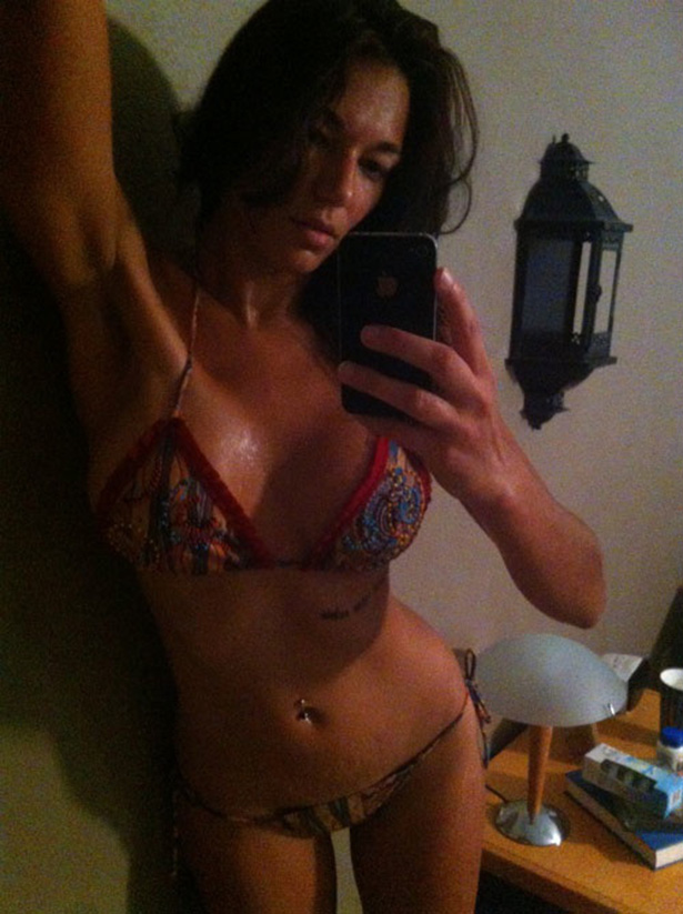 Summer Bikini Girls (46 pics)