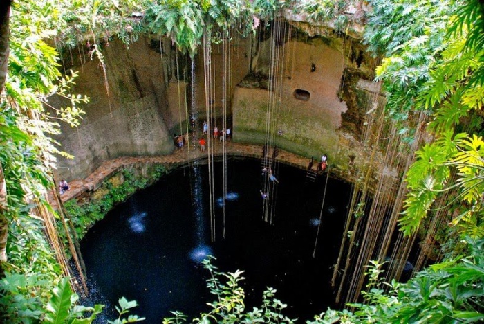 Cenotes of the Yucatan Peninsula, Mexico (8 pics)