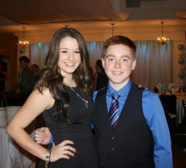 Hover Hand (44 pics)