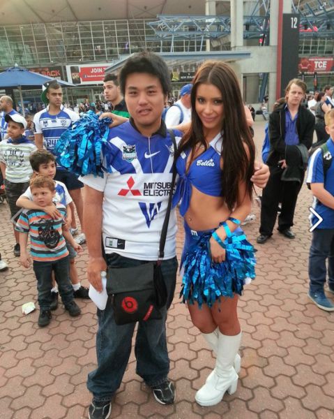 Hover Hand (44 pics)